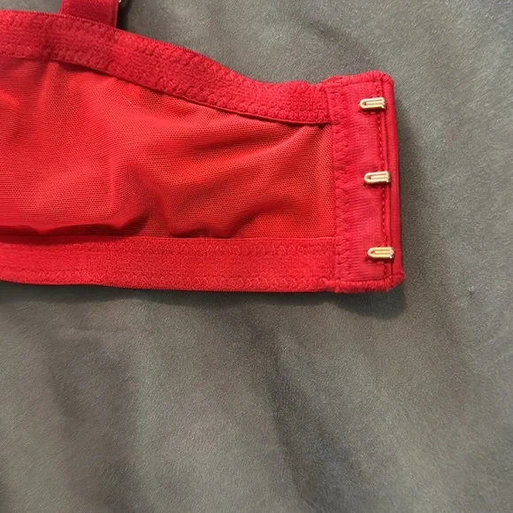 Victorias Secret Bra - Picture 5 of 6